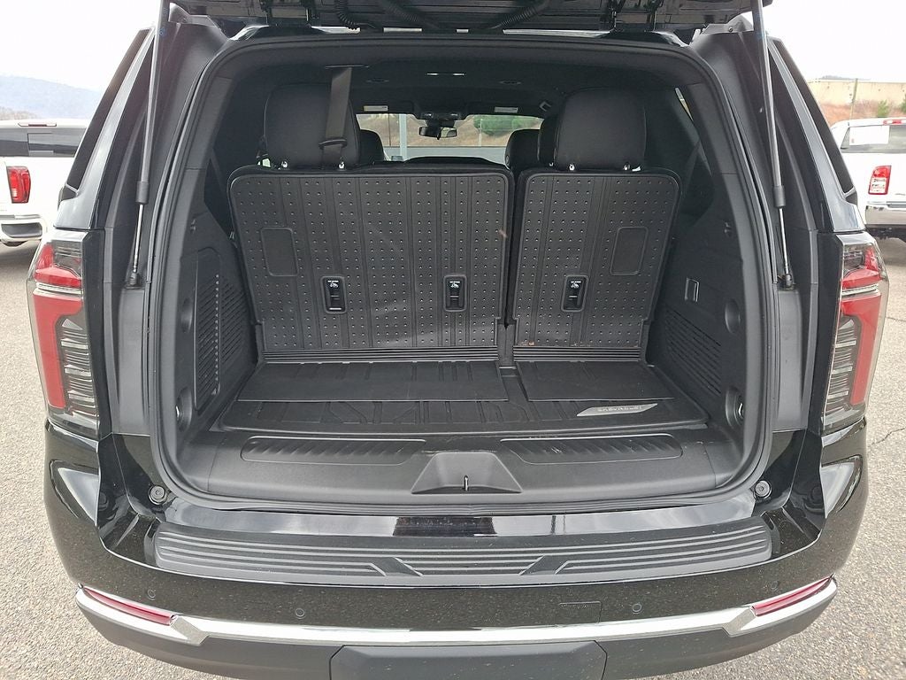 2025 Chevrolet Tahoe LS