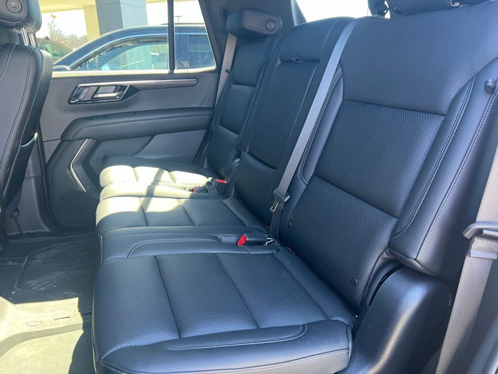 2025 Chevrolet Tahoe LS