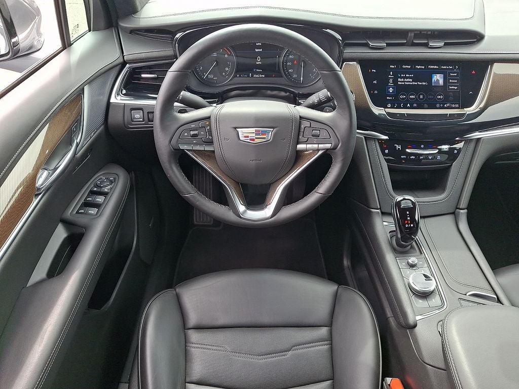 2022 Cadillac XT6 Premium Luxury