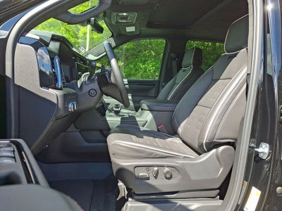 2025 GMC Sierra 1500 AT4X