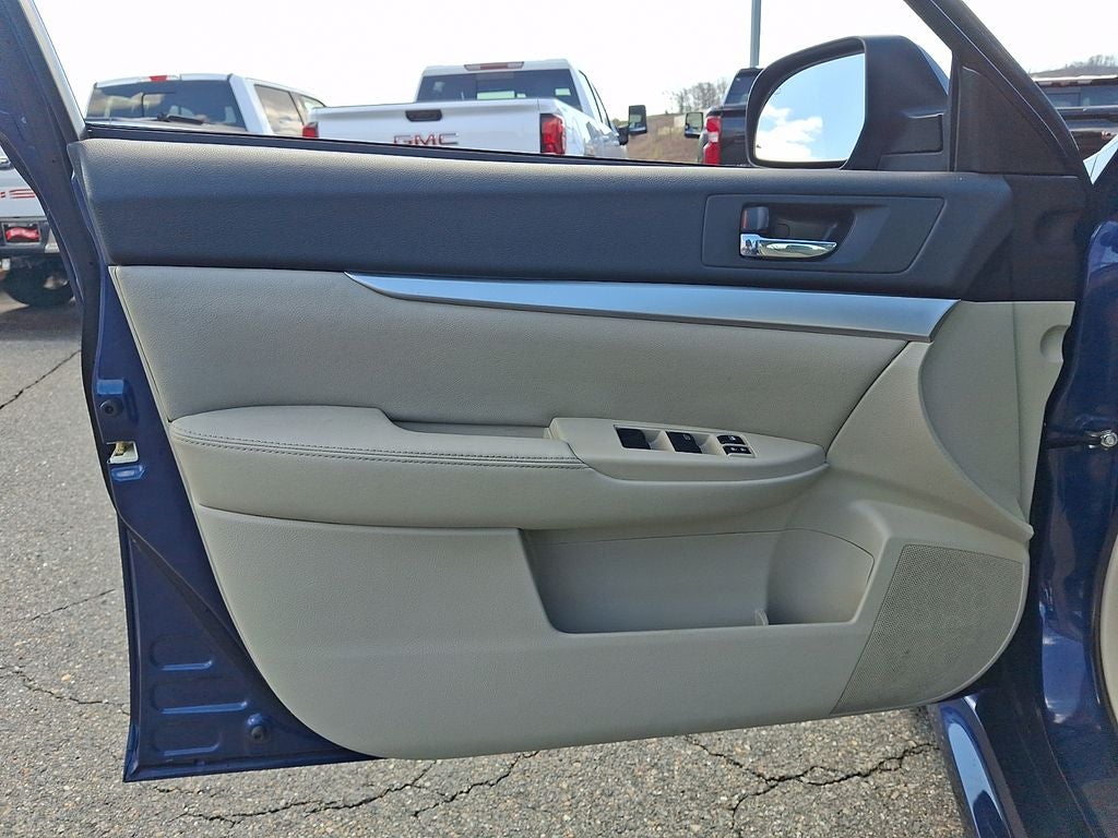 2011 Subaru Legacy 2.5i Premium