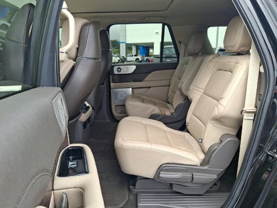 2022 Lincoln Navigator L Reserve