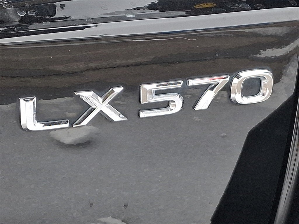 2021 Lexus LX 570