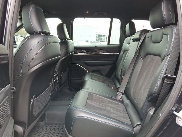 2022 Jeep Grand Cherokee Trailhawk 4xe