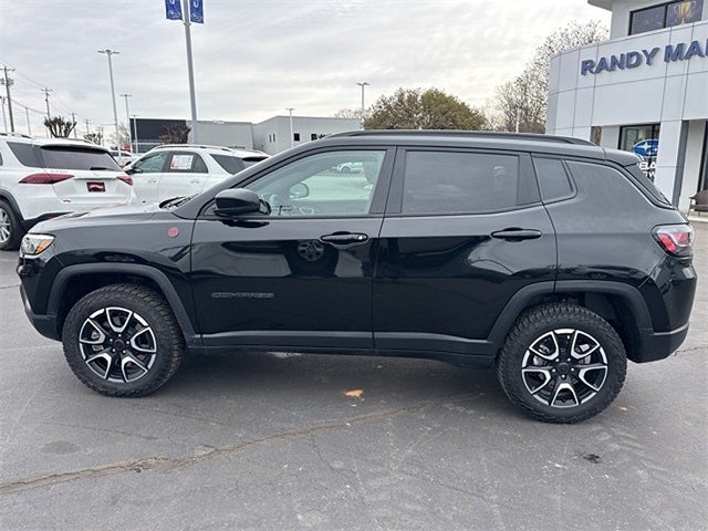 2025 Jeep Compass Trailhawk
