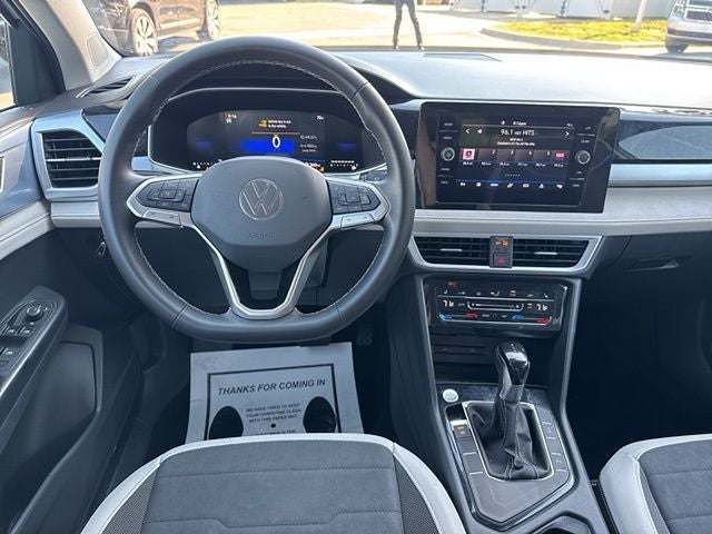 2025 Volkswagen Taos 1.5T SE