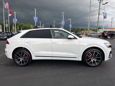 2020 Audi Q8 55 Premium Plus quattro