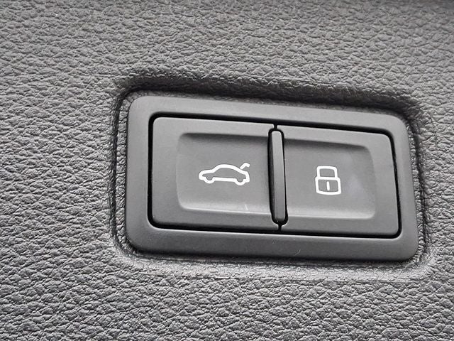 2025 Audi Q7 55 Premium Plus quattro