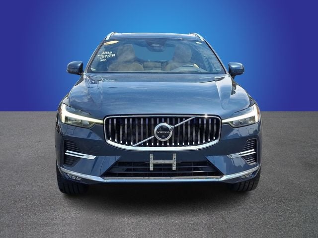 2023 Volvo XC60 B6 Ultimate Bright Theme