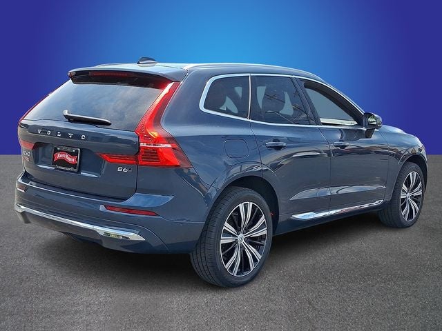 2023 Volvo XC60 B6 Ultimate Bright Theme