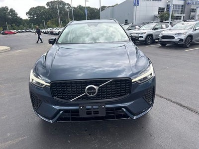 2024 Volvo XC60 B5 Plus Dark Theme
