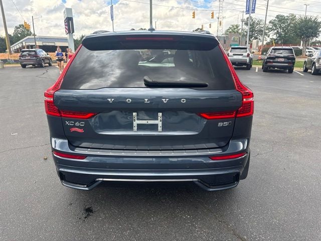 2024 Volvo XC60 B5 Plus Dark Theme