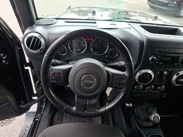 2018 Jeep Wrangler JK Sahara