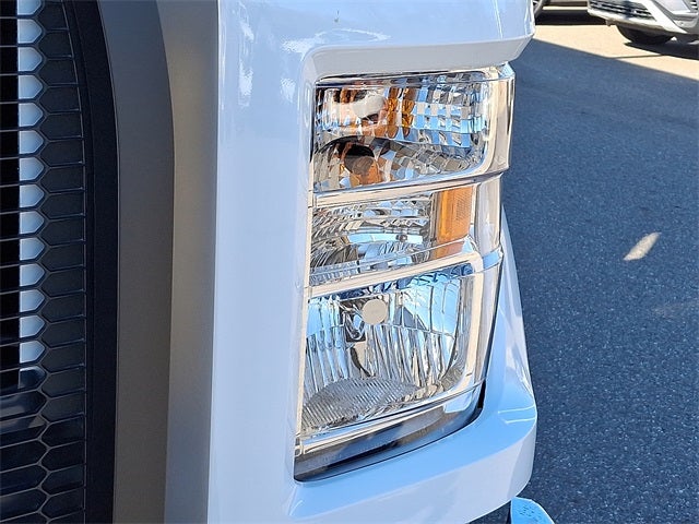 2023 Ford F-650SD Base