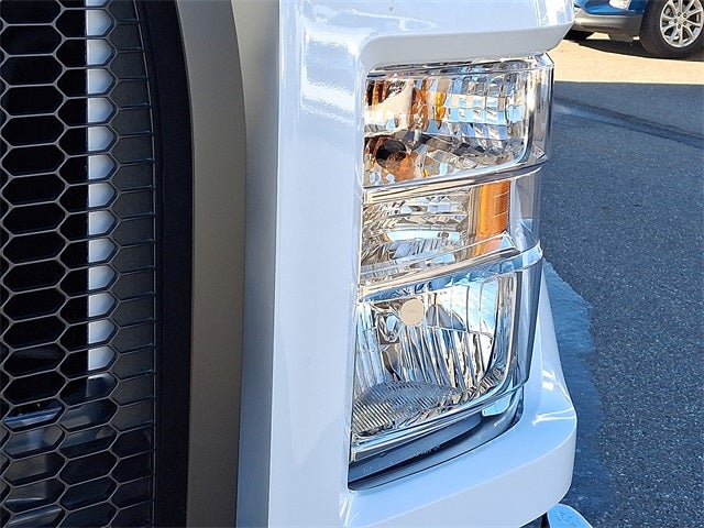 2023 Ford F-650SD Base