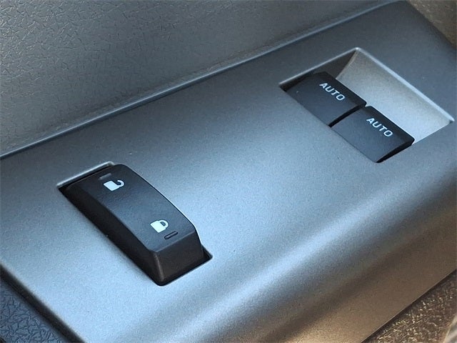 2023 Ford F-650SD Base