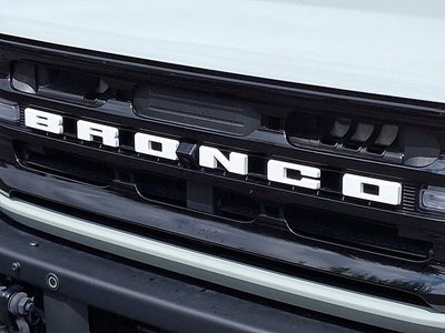 2024 Ford Bronco Outer Banks