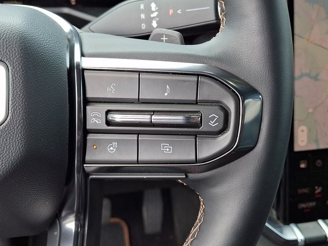 2025 GMC Acadia AT4