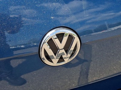 2017 Volkswagen Golf TSI S 4-Door
