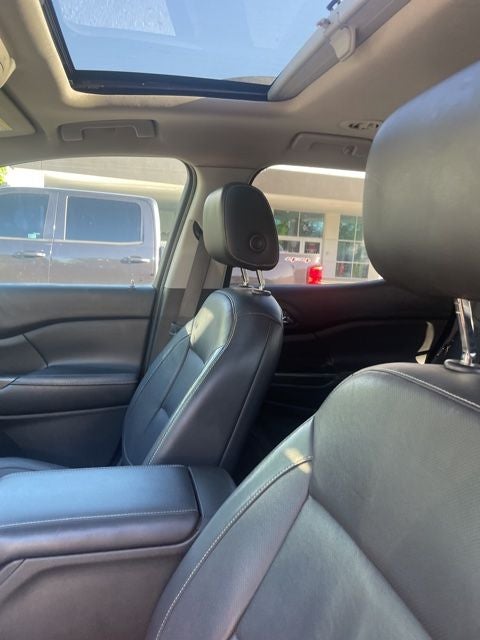 2017 GMC Acadia SLT