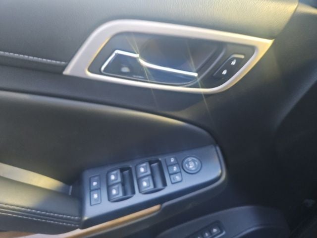 2017 GMC Yukon Denali Denali