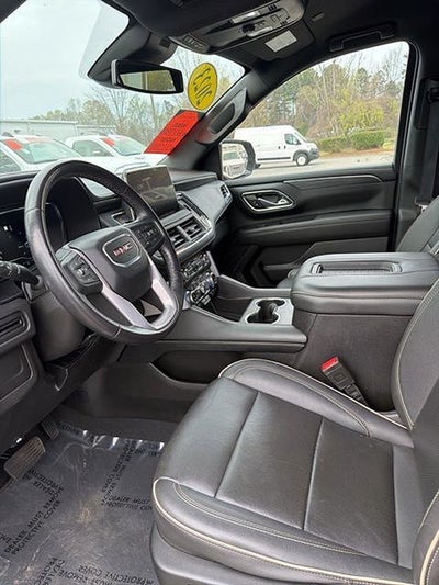 2023 GMC Yukon XL SLT