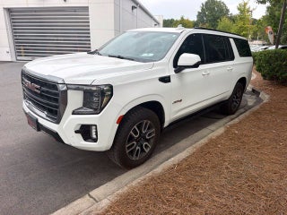 2023 GMC Yukon XL AT4