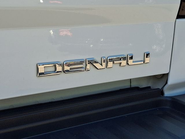 2016 GMC Sierra 2500HD Denali