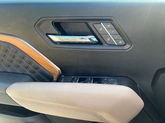2025 GMC Canyon 4WD Denali