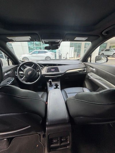 2023 Cadillac XT4 FWD Premium Luxury
