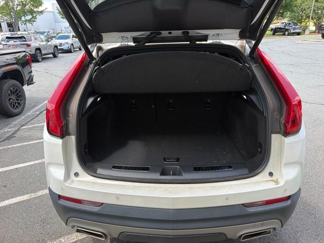 2023 Cadillac XT4 FWD Premium Luxury