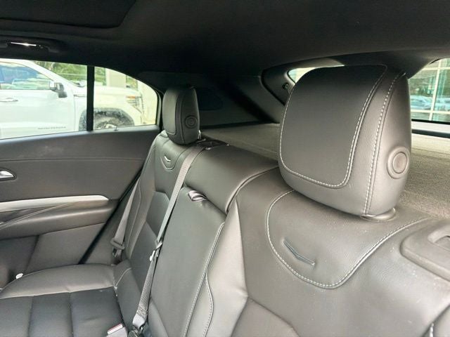 2023 Cadillac XT4 FWD Premium Luxury