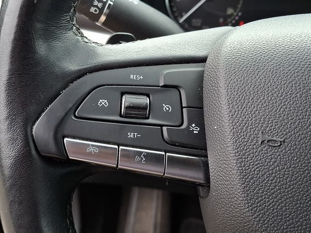 2023 Cadillac XT4 AWD Premium Luxury