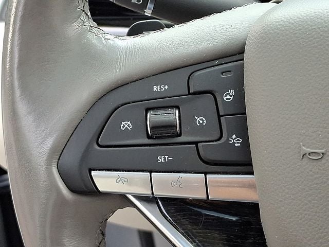 2024 Cadillac XT6 FWD Premium Luxury