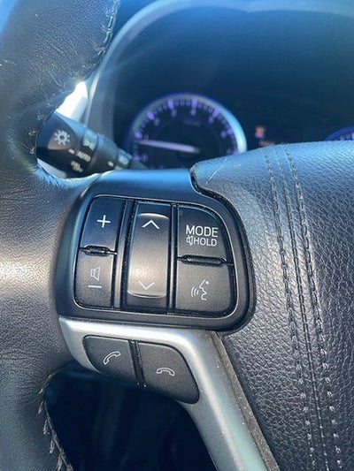 2018 Toyota Highlander SE