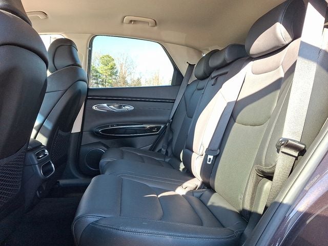 2022 Genesis GV70 2.5T