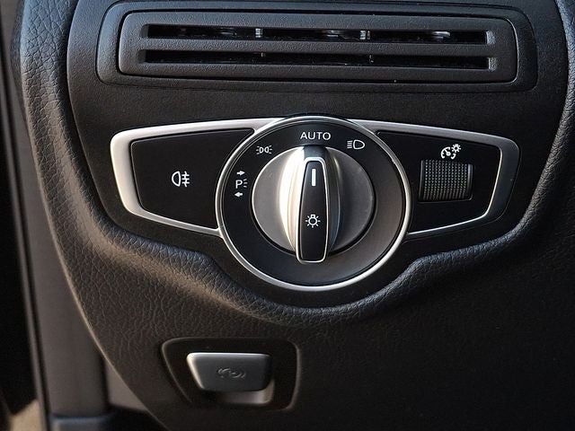 2022 Mercedes-Benz GLC 300 GLC 300