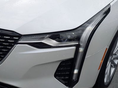 2023 Cadillac CT4 Luxury