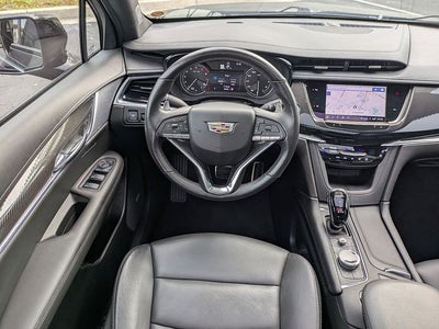 2025 Cadillac XT6 Sport