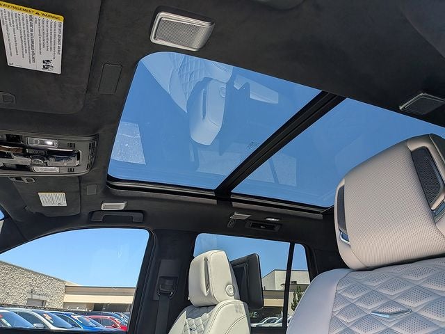 2025 Cadillac Escalade Sport Platinum