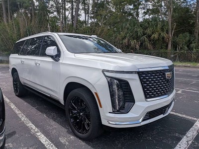 2025 Cadillac Escalade ESV Premium