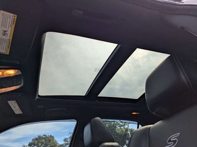 2022 Chrysler 300 S