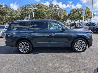 2025 Lincoln Navigator Reserve