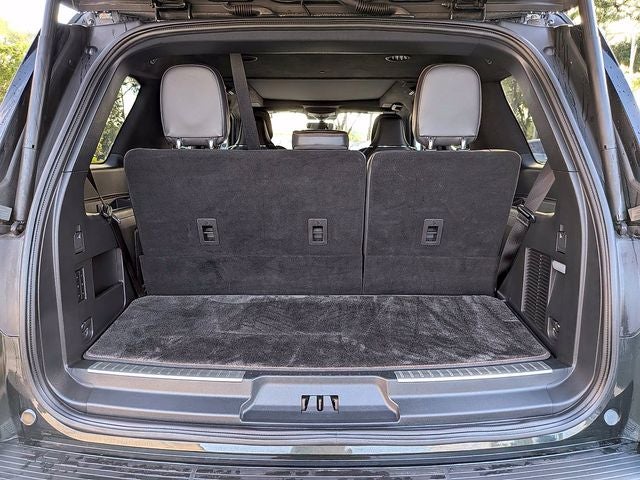 2023 Lincoln Navigator Black Label