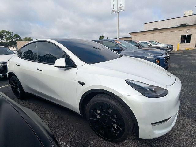 2024 Tesla Model Y Long Range