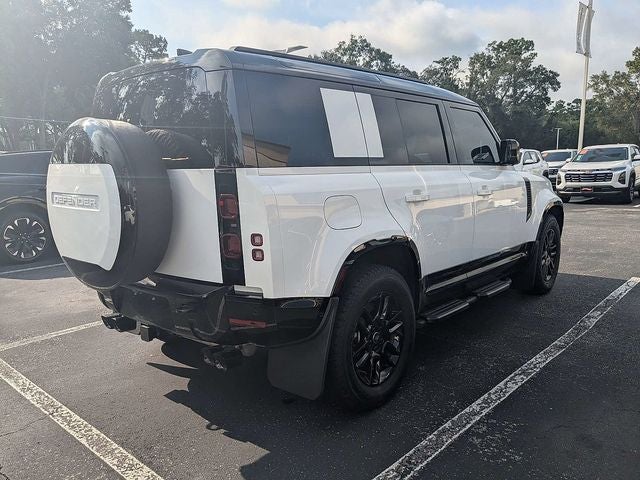 2025 Land Rover Defender 110 X-Dynamic SE
