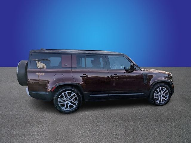 2023 Land Rover Defender 130 SE