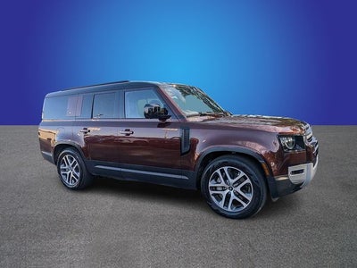 2023 Land Rover Defender 130 SE