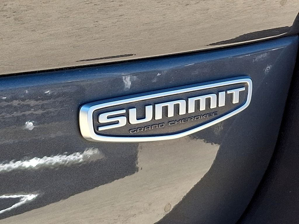 2022 Jeep Grand Cherokee L Summit