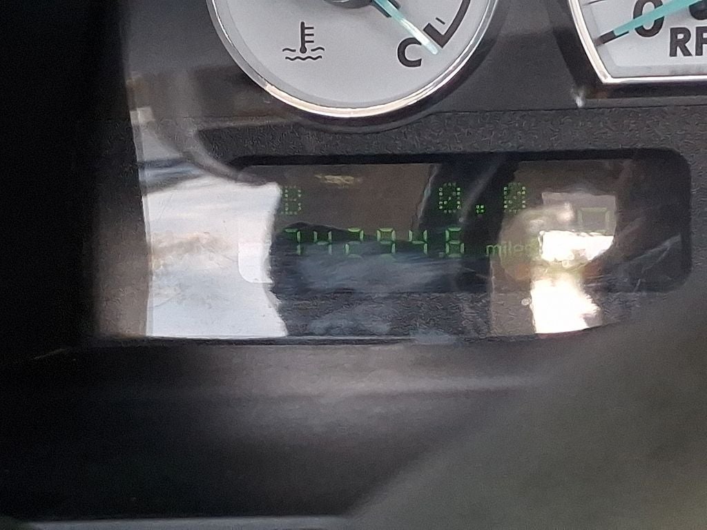 2004 Ford Thunderbird Base